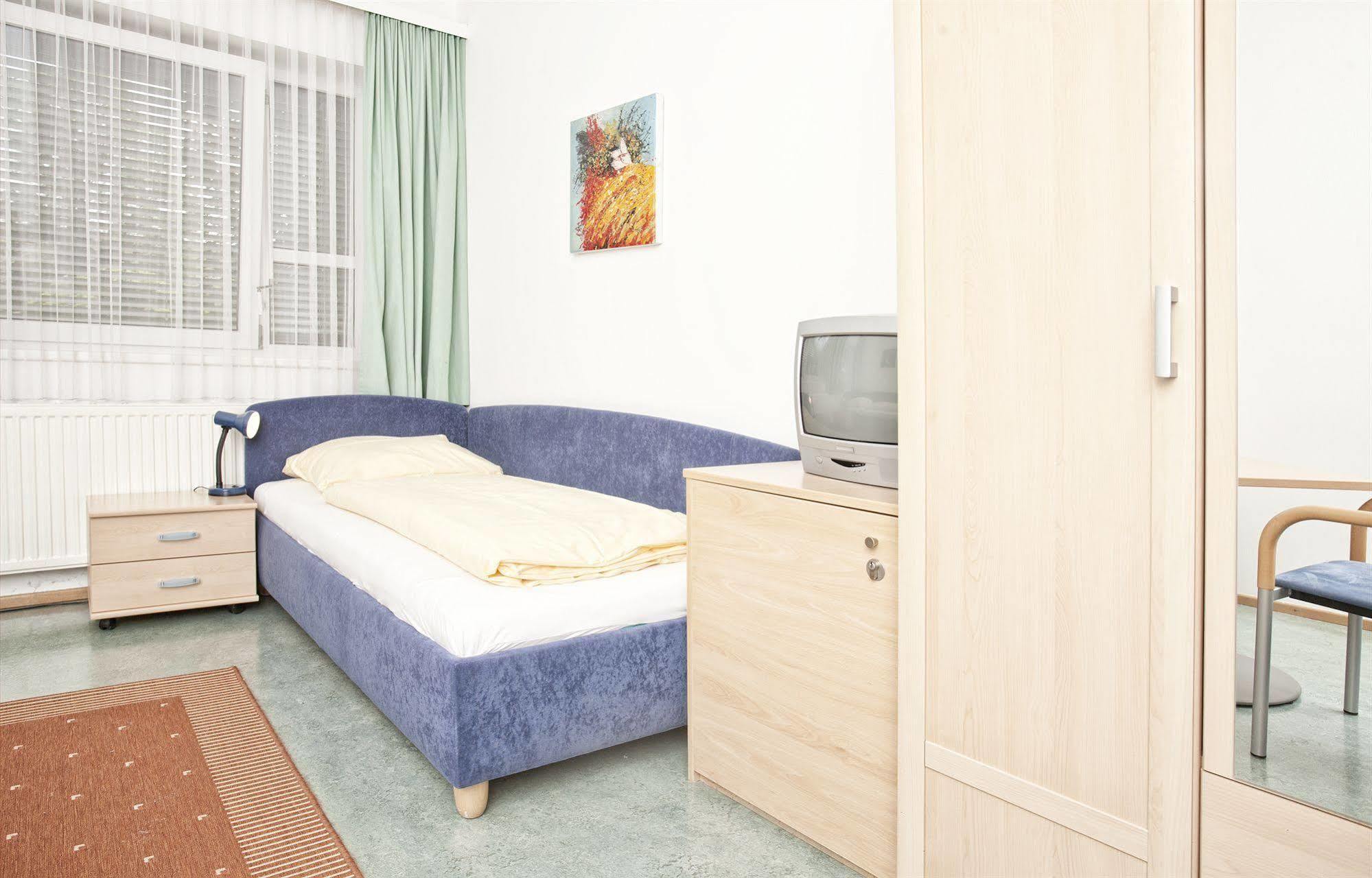 Kolpinghaus Salzburg - Sommerhostel Екстериор снимка